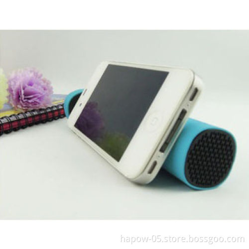 Power Bank with Mini Speakers, Phone Holders and 3,500mAh Battery Capacity